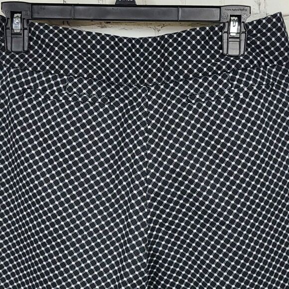 Worthington Women's 6 Modern Fit Capri Pants Black & White Plaid Stretch Pockets - Picture 5 of 7